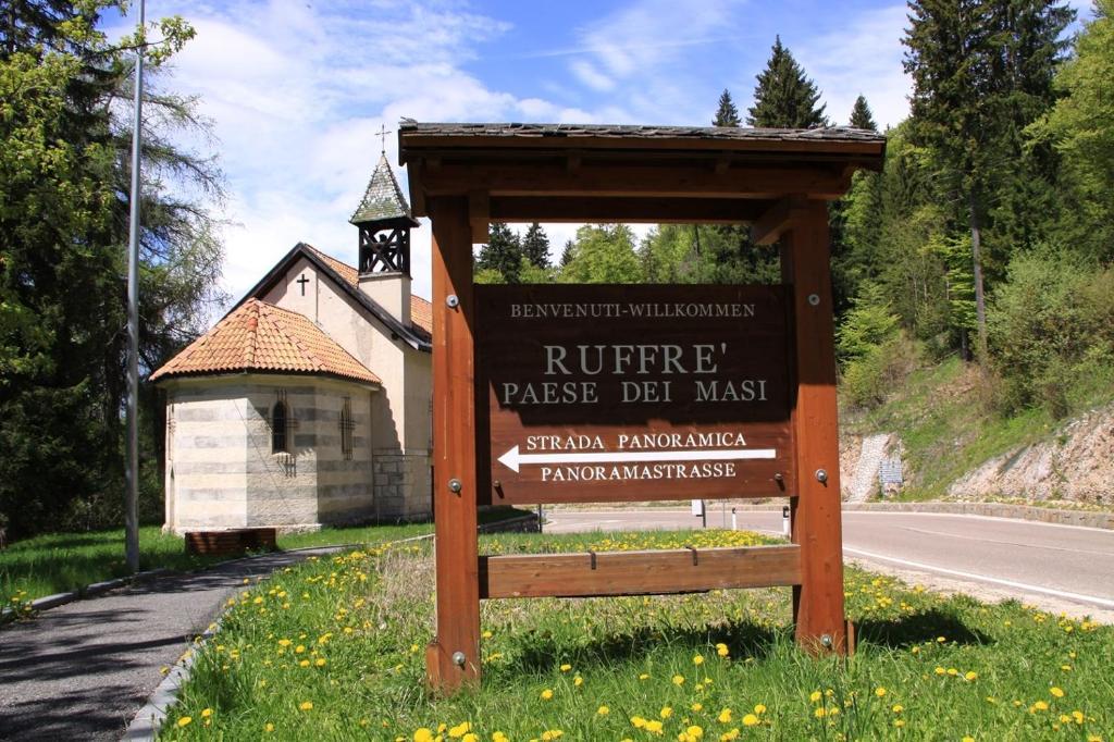 Garni Biancaneve Ruffre-Mendola Exterior foto